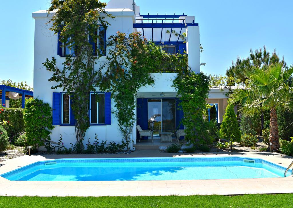 Latchi Beach Front Villa - Private Heated Pool - Amazing Uninterrupted Sea Views Polis Exterior photo